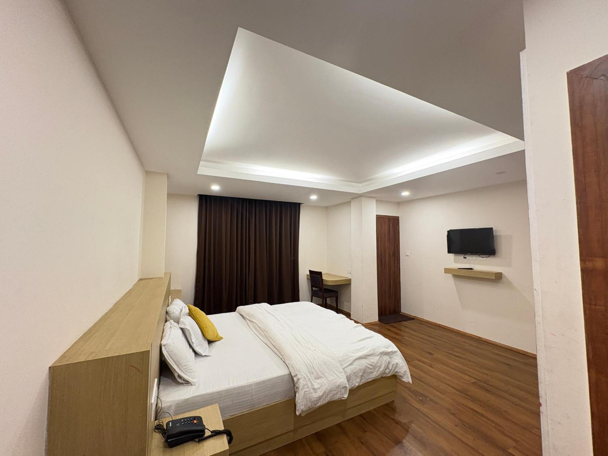 Hotel Kings Palace Гангток Экстерьер фото