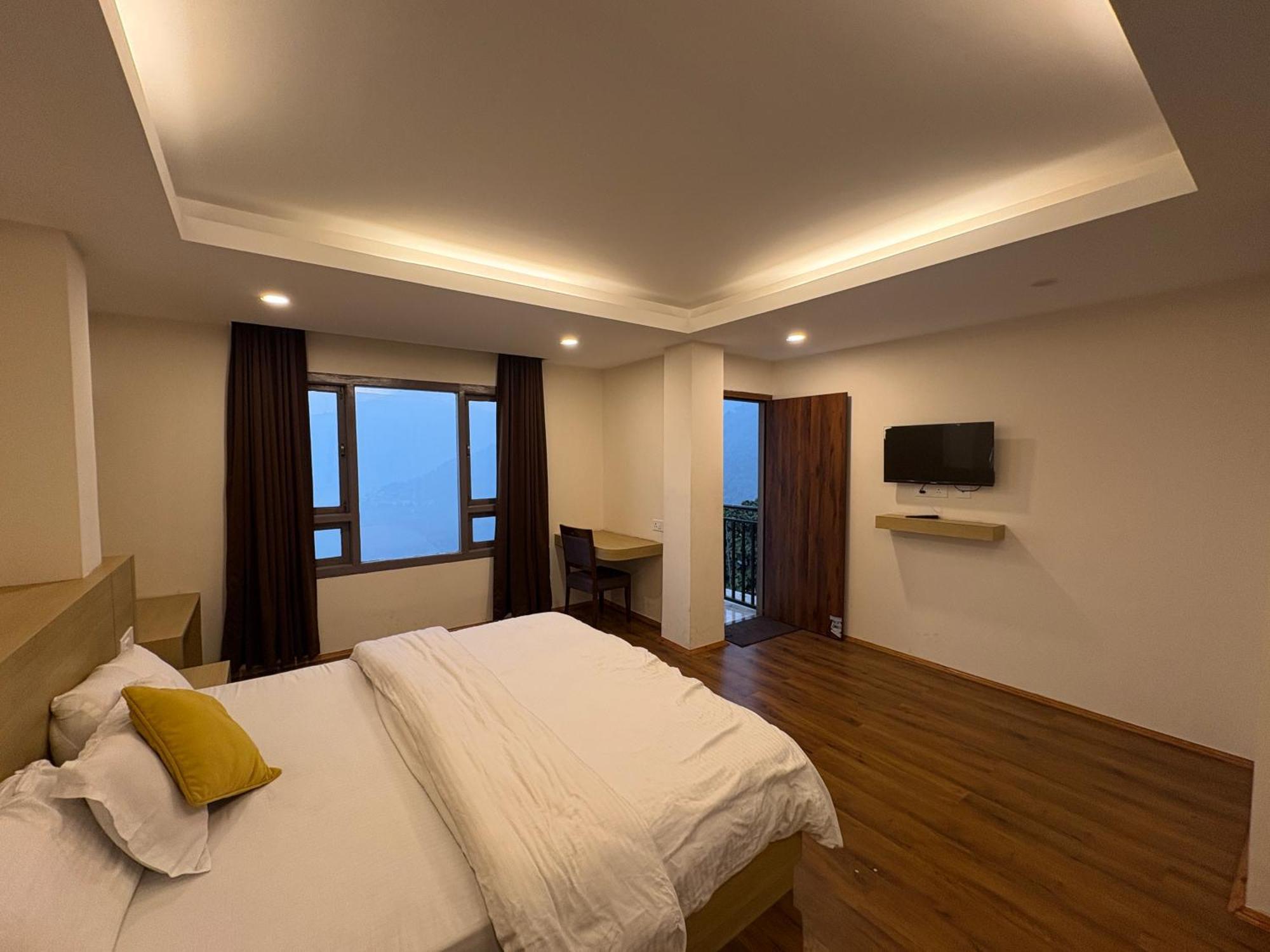 Hotel Kings Palace Гангток Экстерьер фото